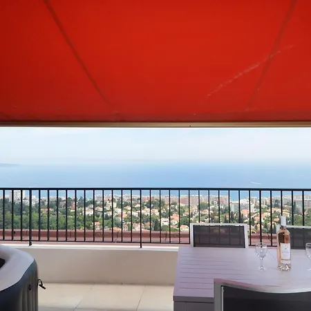 Apartman Superbe Studio Avec Terrasse, Jaccuzi, Vue Mer Quartier Fabron A *